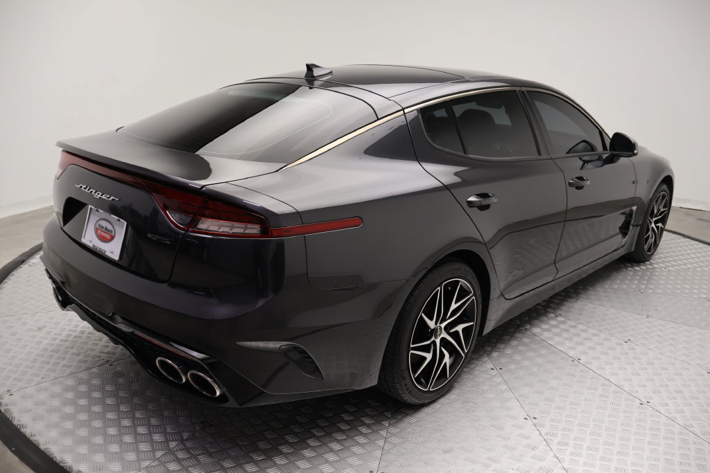 Used 2022 Kia Stinger GT-Line w/ Sun & Sound Package RWD image 8