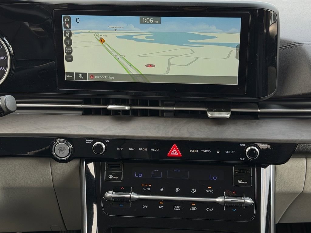 Used 2022 Kia Carnival SX image 16