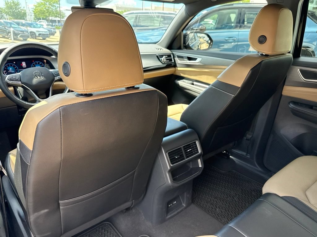 Used 2024 Volkswagen Atlas Cross Sport SE AWD/4WD image 21