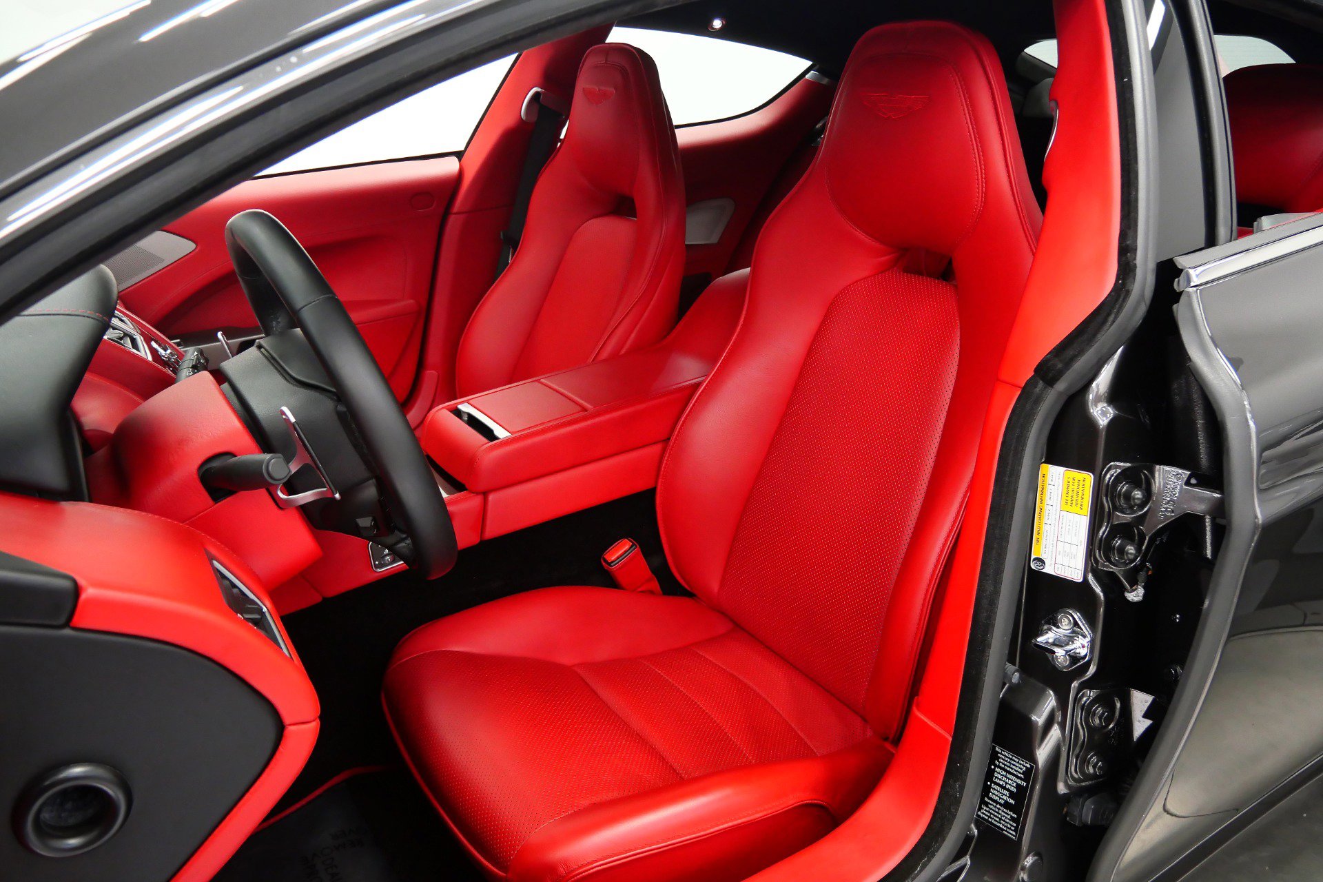 Used 2014 Aston Martin Rapide S image 24