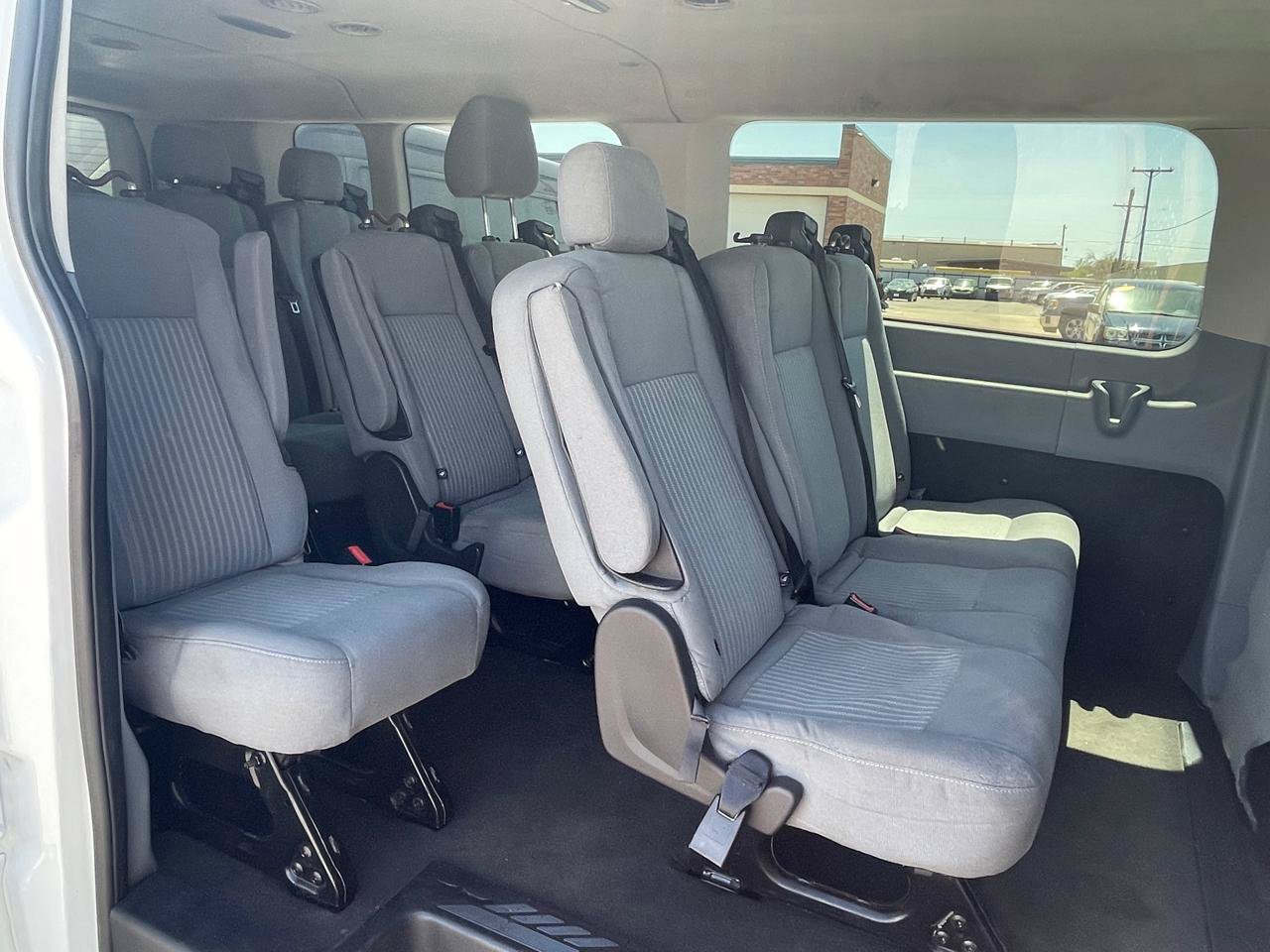 Used 2015 Ford Transit 350 XLT RWD image 6