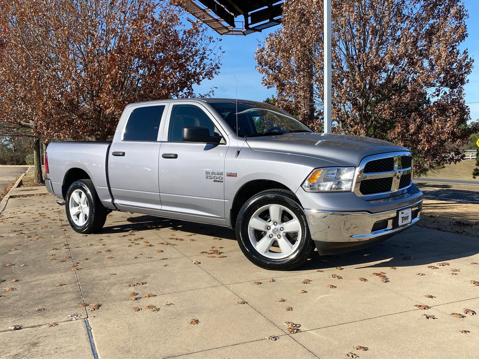 Used 2023 RAM 1500 Classic SLT image 1