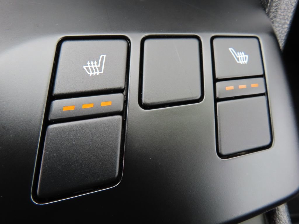 Certified 2025 Kia Sportage LX image 6