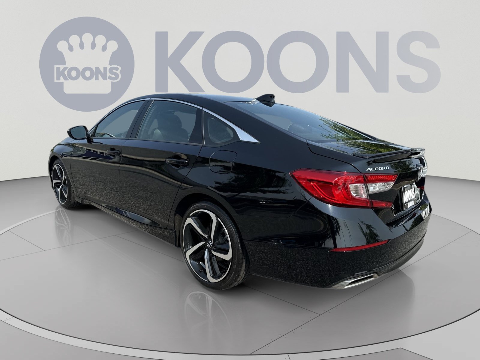 Used 2022 Honda Accord Sport image 4