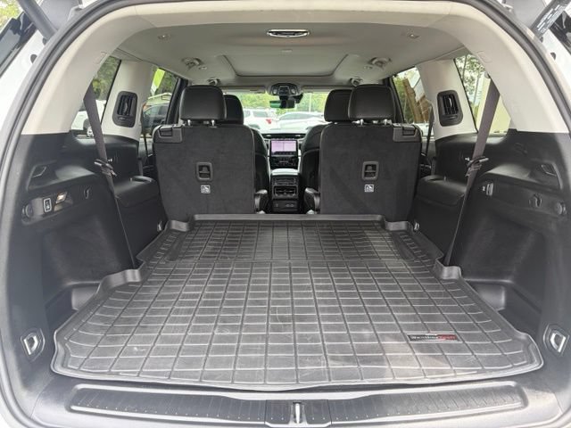 Used 2023 Jeep Grand Cherokee L Limited w/ Luxury Tech Group II RWD image 5