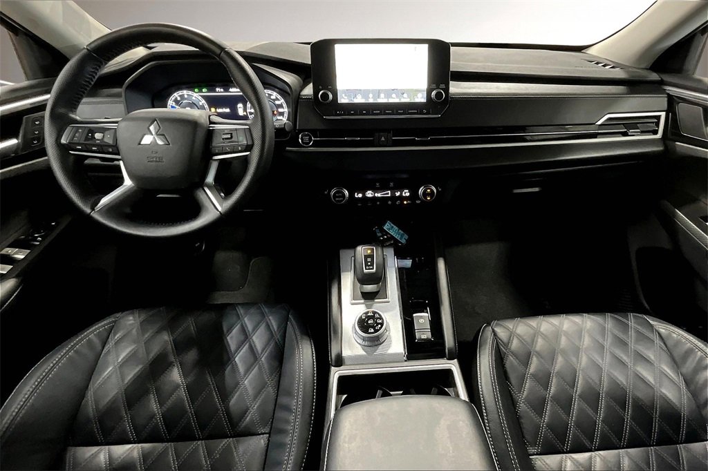 Used 2022 Mitsubishi Outlander SEL image 7