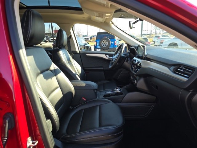 Certified 2020 Ford Escape SEL image 18