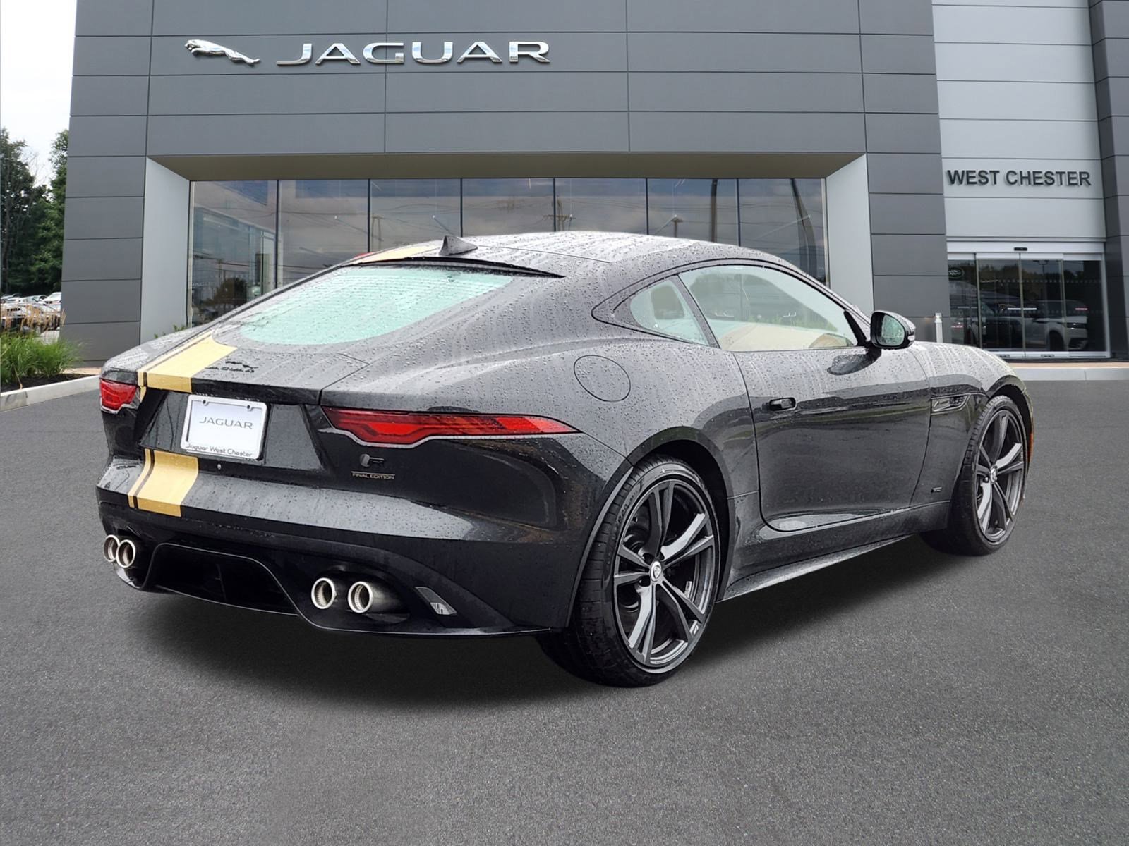 New 2024 Jaguar F-TYPE R image 4