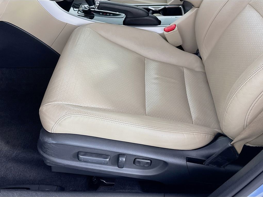 Used 2017 Honda Accord Touring image 25