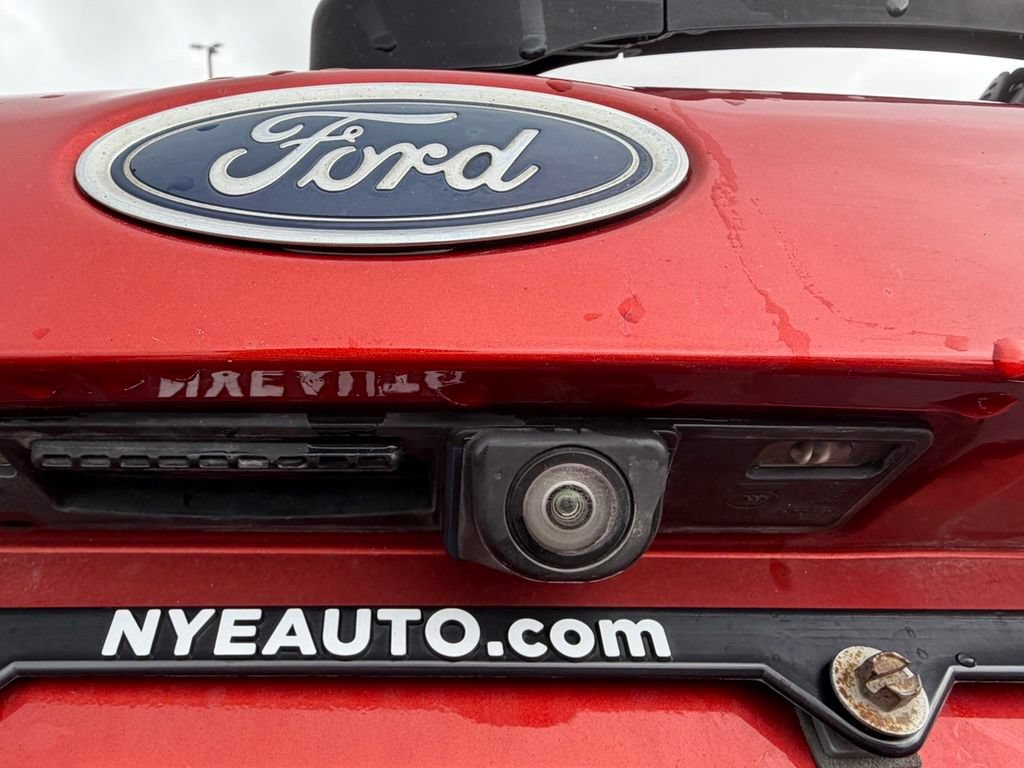 Used 2018 Ford Focus SEL w/ Cold Weather Package FWD image 38