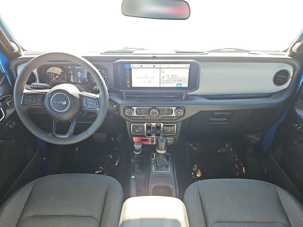 Used 2025 Jeep Wrangler Unlimited Sport AWD/4WD image 13