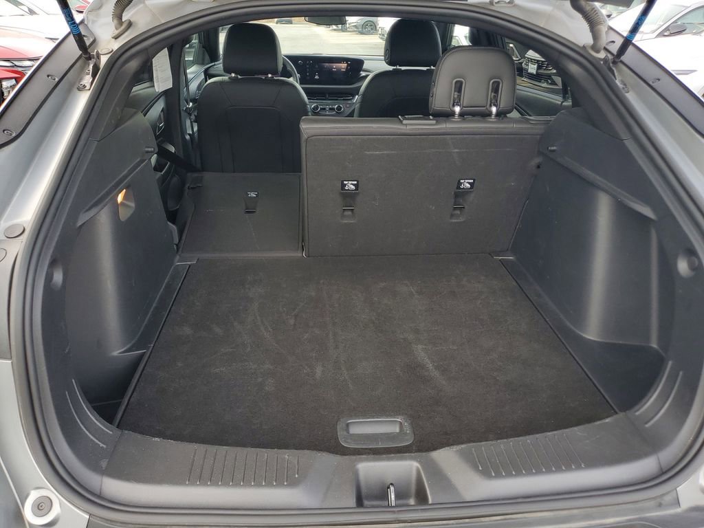 Used 2025 Buick Envista Preferred image 28