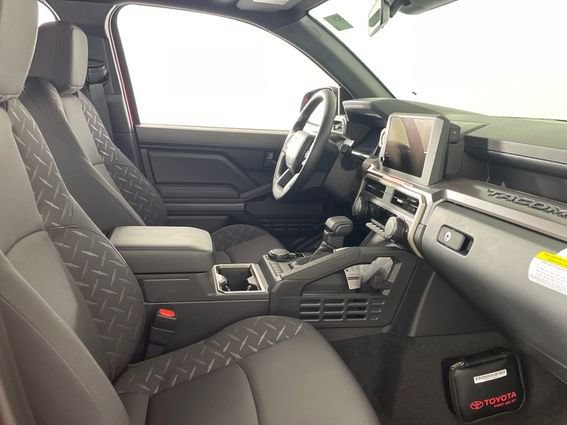 New 2026 Toyota Tacoma SR5 AWD/4WD image 32