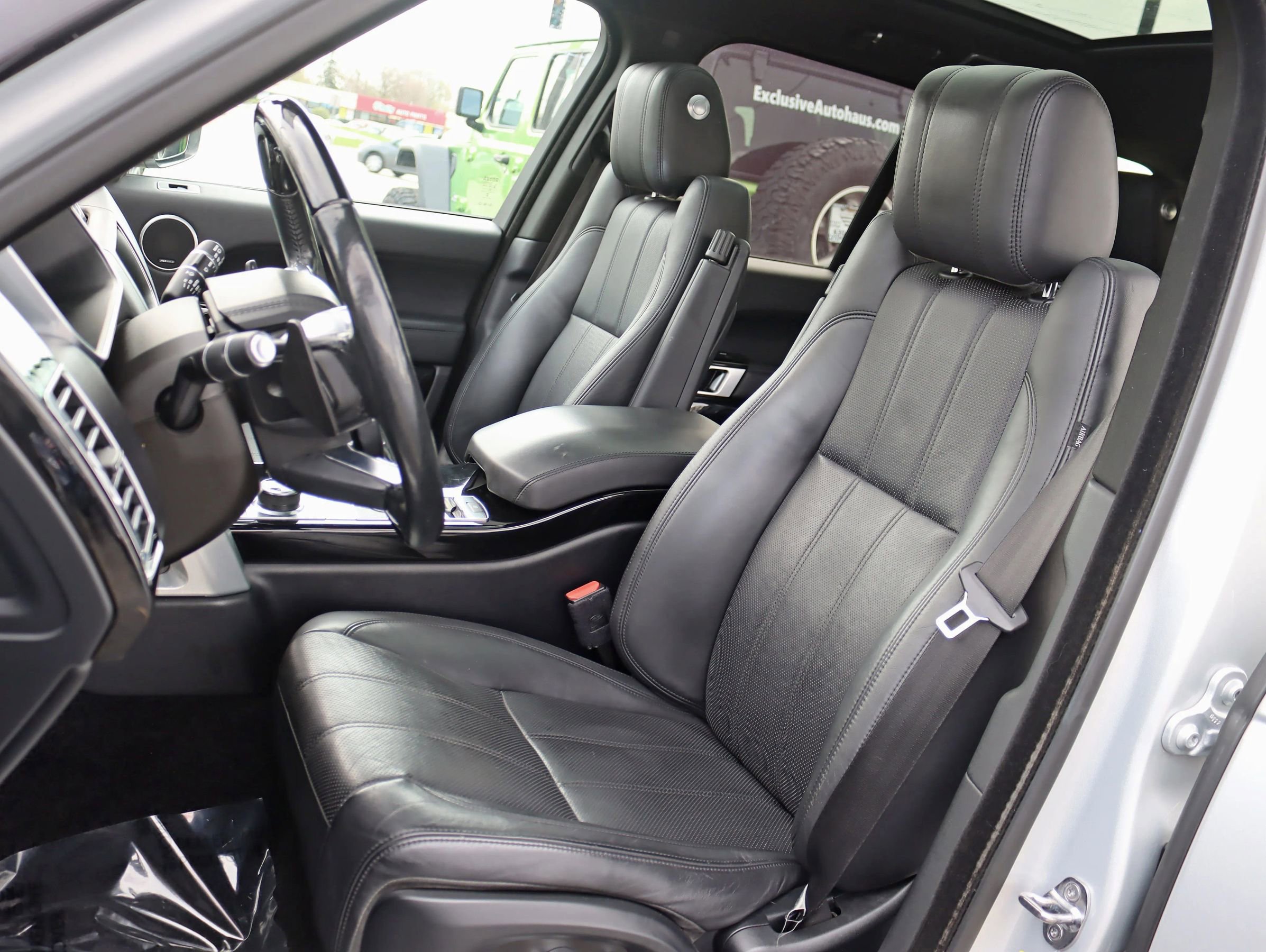 Used 2017 Land Rover Range Rover Supercharged image 29