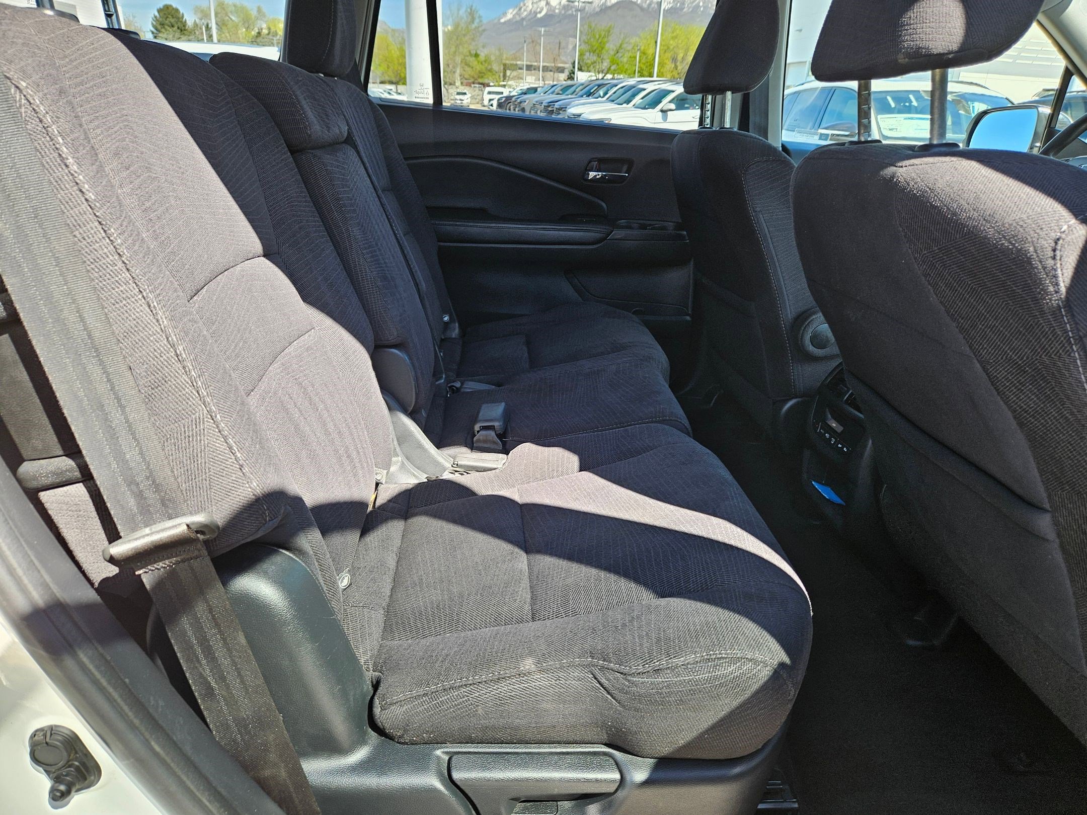 Used 2017 Honda Pilot EX image 31