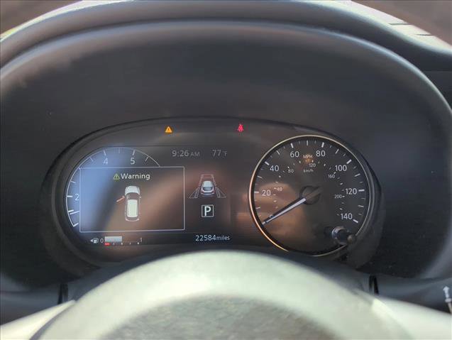 Used 2022 Nissan Kicks SV image 9