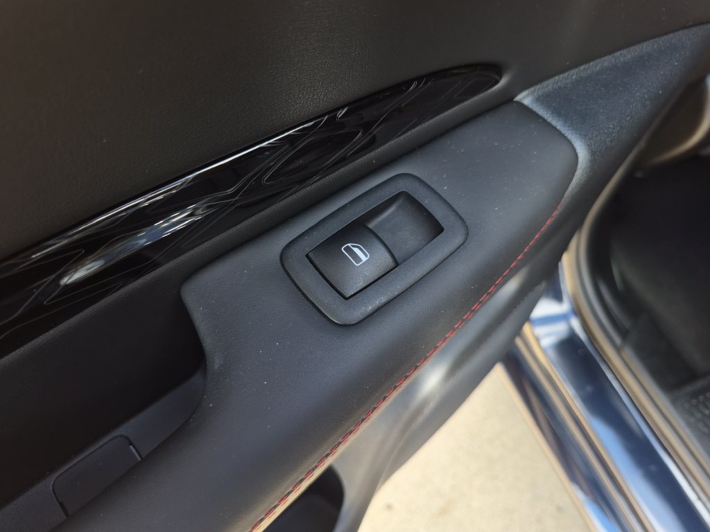 Used 2025 Dodge Durango GT AWD/4WD image 15