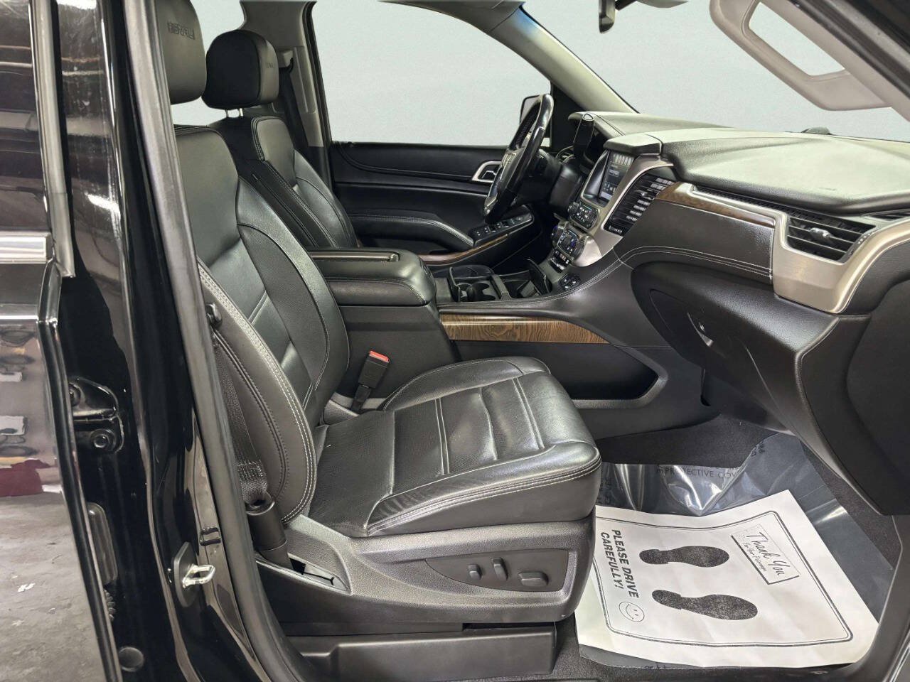 Used 2019 GMC Yukon XL Denali w/ Open Road Package AWD/4WD image 23