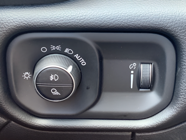 New 2025 RAM 2500 Big Horn AWD/4WD image 35