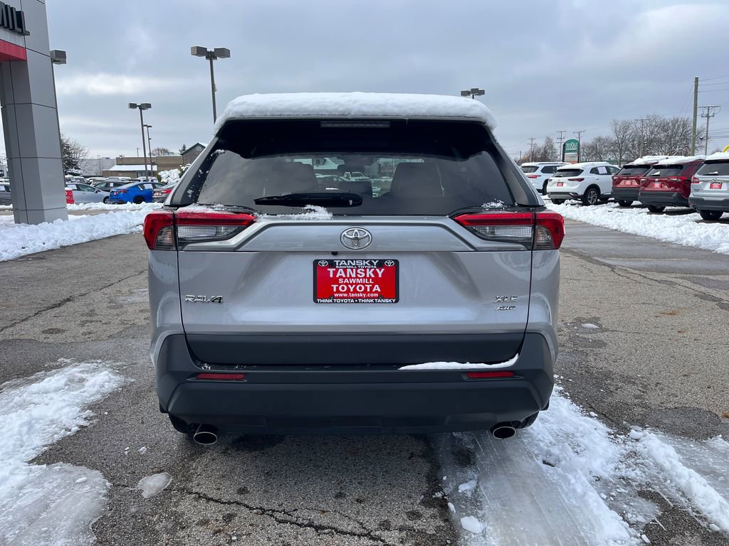 Certified 2022 Toyota RAV4 XLE Premium image 4