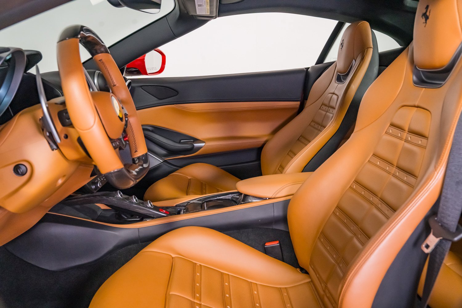 Used 2020 Ferrari Portofino image 26