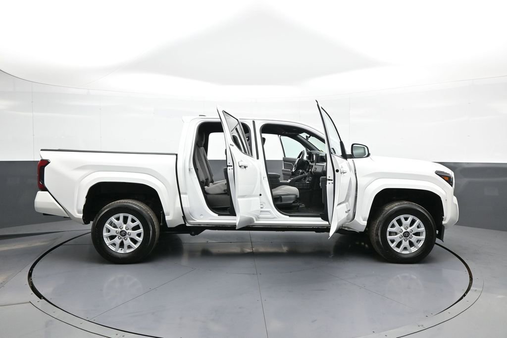 Certified 2024 Toyota Tacoma SR5 image 42