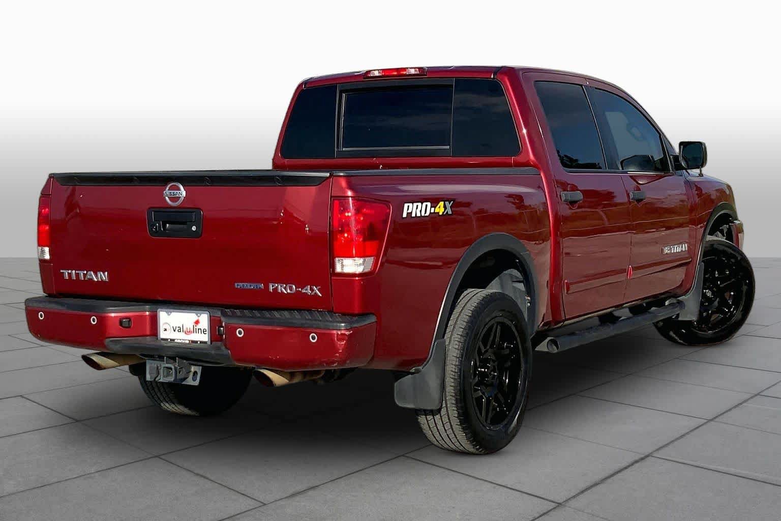 Used 2015 Nissan Titan PRO-4X AWD/4WD image 13
