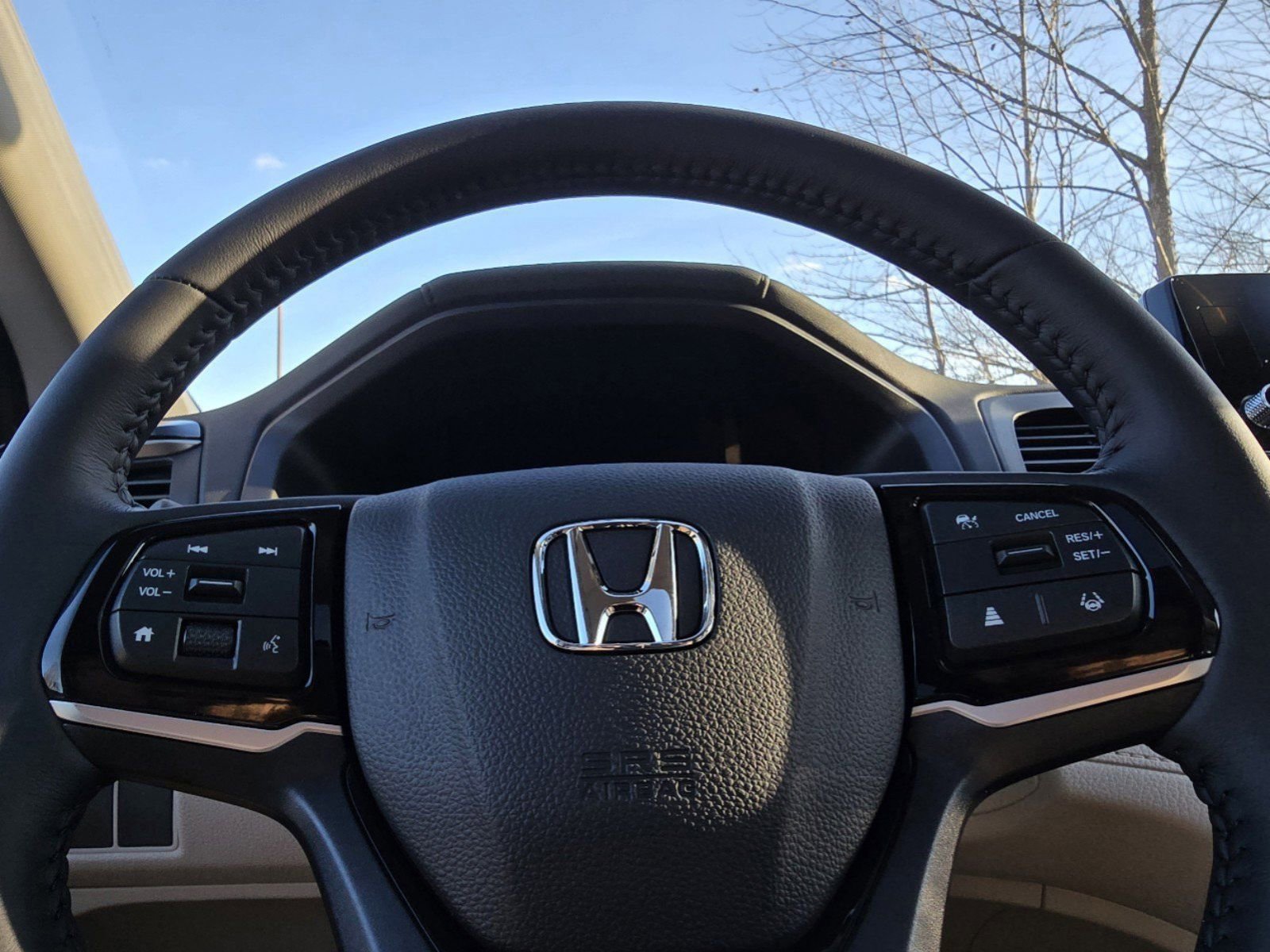 Used 2025 Honda Odyssey Touring image 15