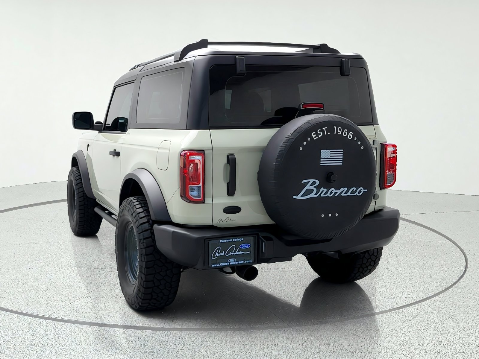 Used 2025 Ford Bronco 2-Door AWD/4WD image 6
