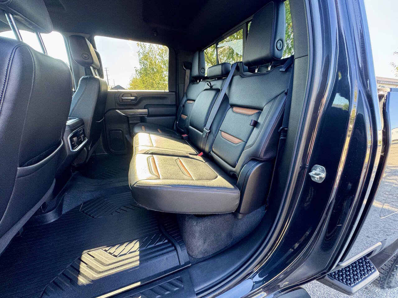 Used 2020 GMC Sierra 2500 AT4 w/ AT4 Preferred Package image 25