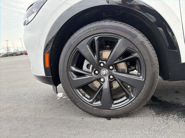 Used 2023 Buick Envision Essence w/ Sport Touring Package image 11