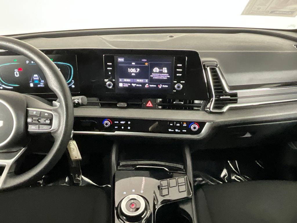 Used 2023 Kia Sportage LX FWD image 12