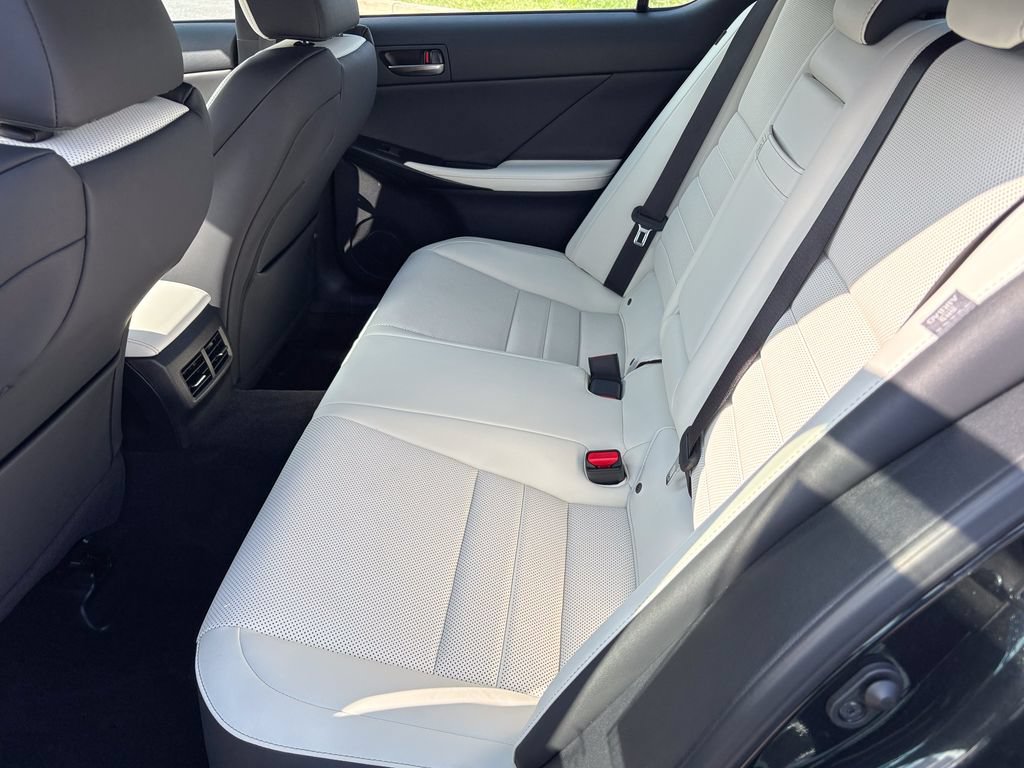 Used 2025 Lexus IS 350 F Sport AWD/4WD image 44