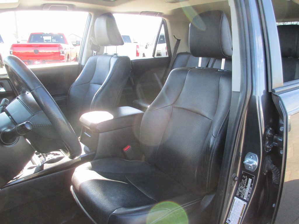 Used 2020 Toyota 4Runner Nightshade image 18