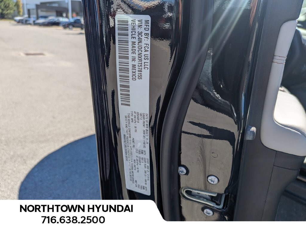 Used 2024 Jeep Compass Limited AWD/4WD image 35
