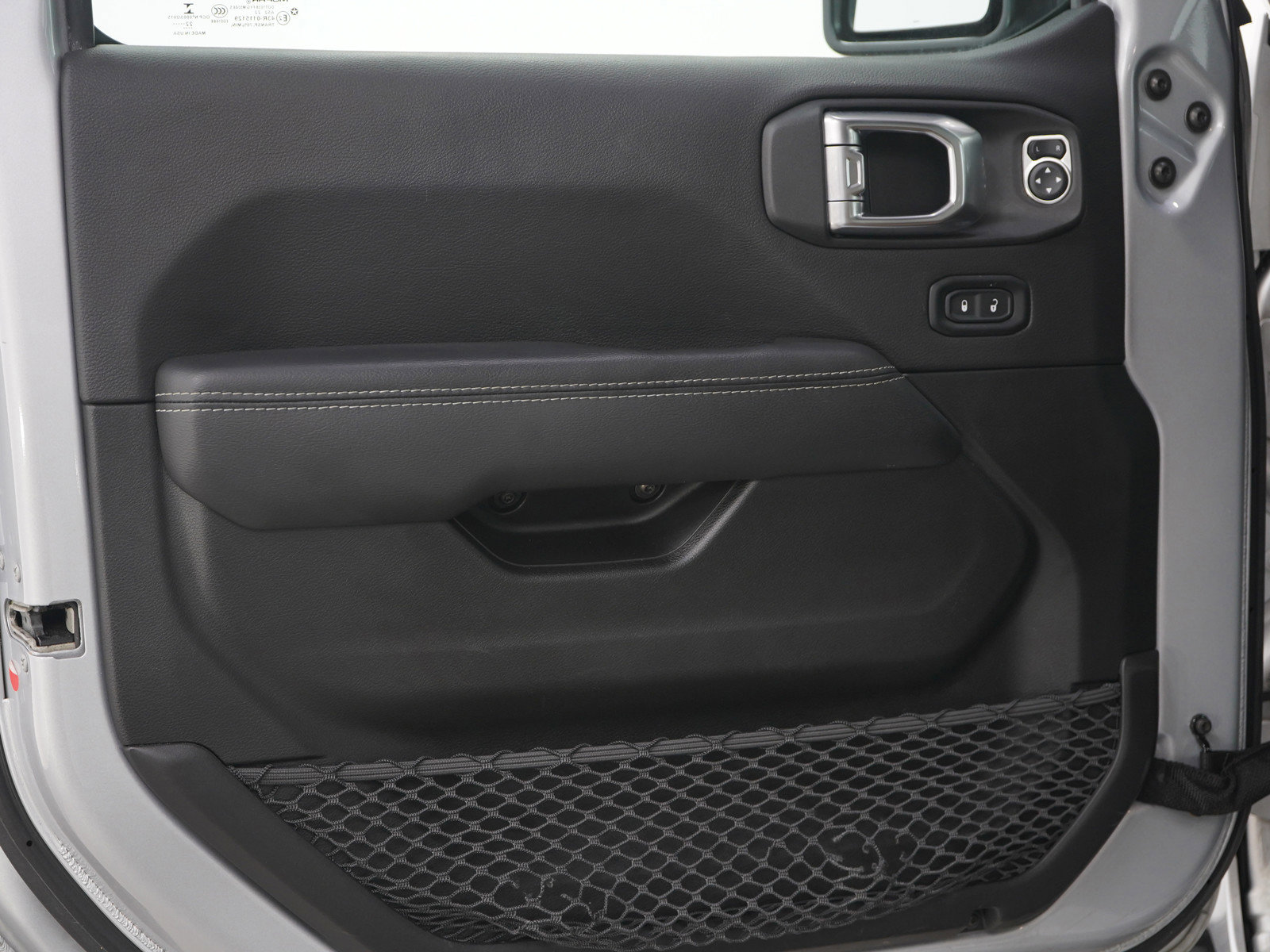 Used 2023 Jeep Wrangler Unlimited Rubicon 4xe w/ Safety Group image 19