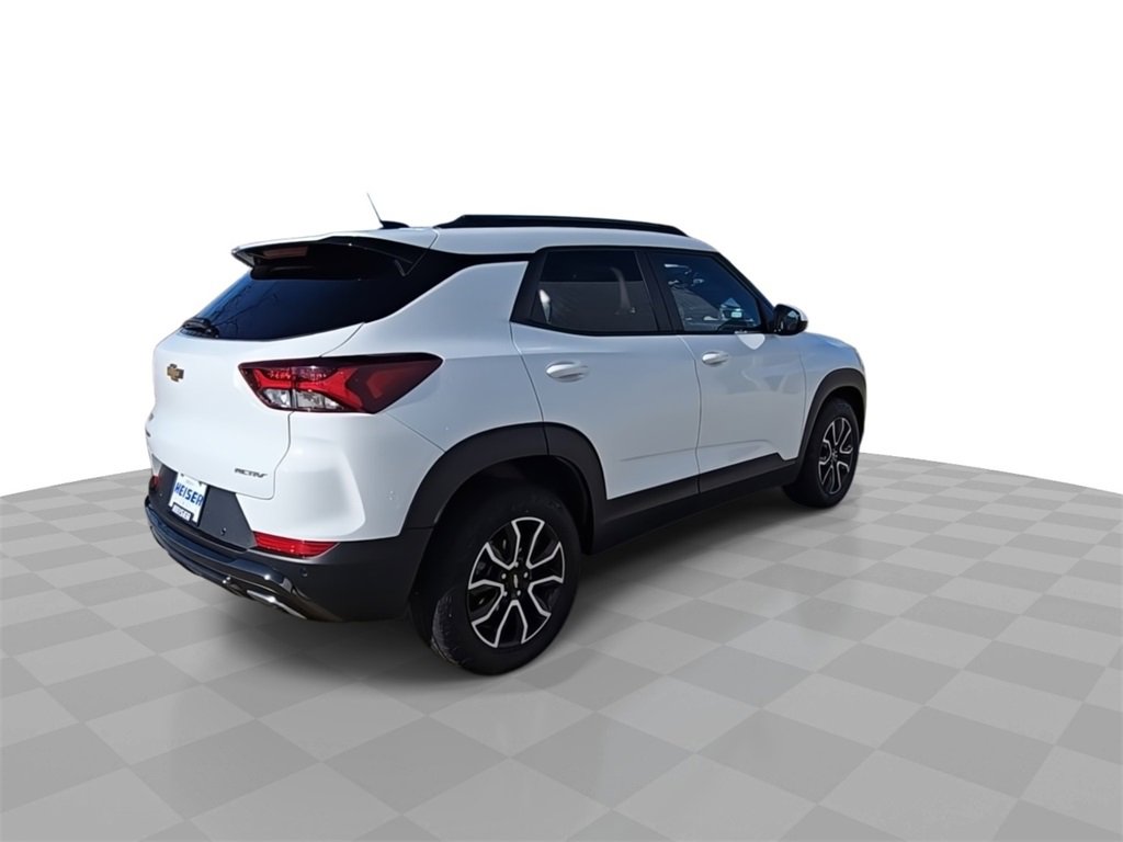 Certified 2023 Chevrolet TrailBlazer ACTIV w/ Convenience Package image 8
