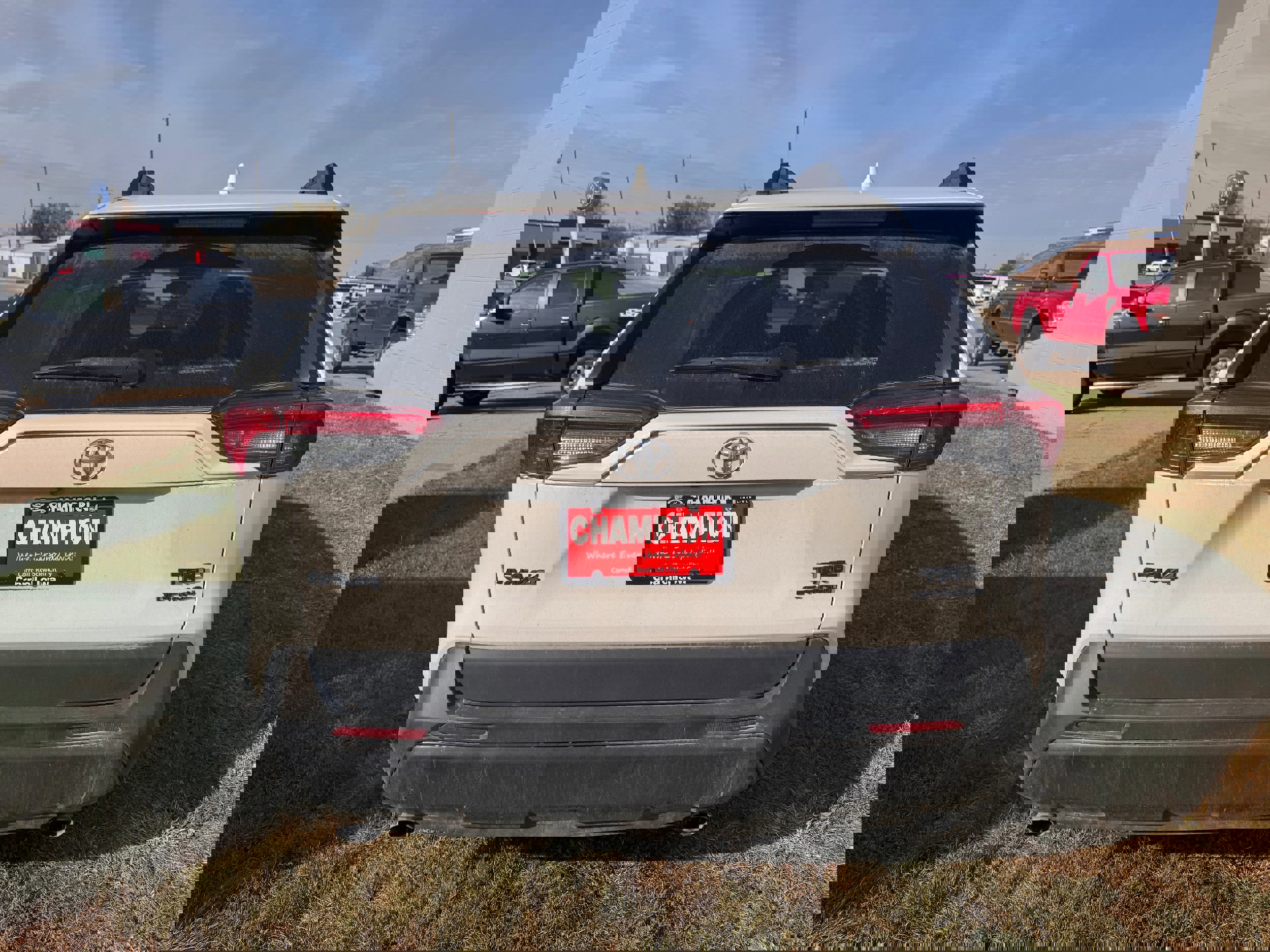 Used 2020 Toyota RAV4 TRD Off-Road image 7