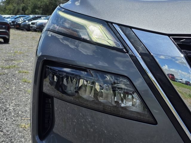 Used 2021 Nissan Rogue S FWD image 11