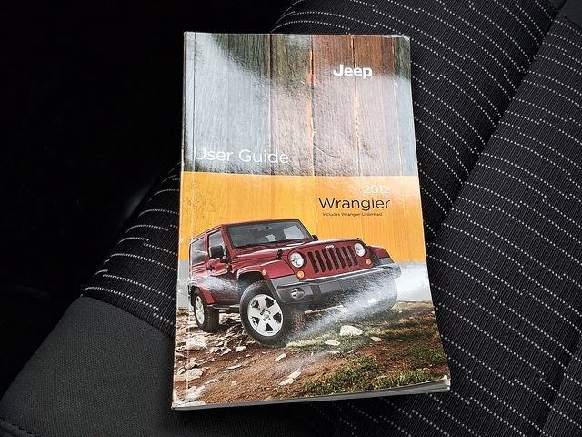 Used 2012 Jeep Wrangler Sahara w/ Connectivity Group AWD/4WD image 26