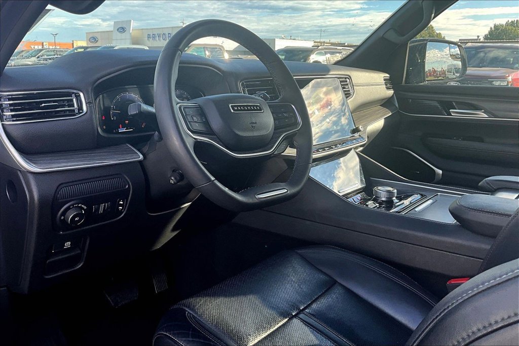 Used 2024 Jeep Wagoneer Series II AWD/4WD image 13