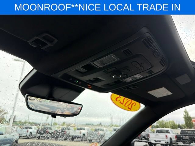 Used 2023 Cadillac Escalade ESV Sport AWD/4WD image 31