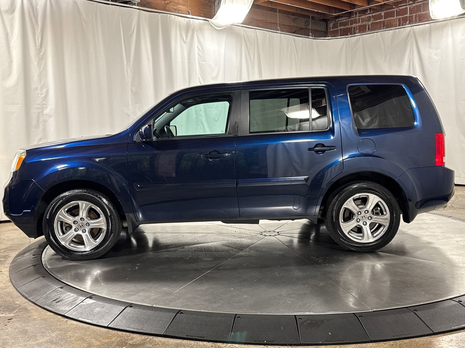 Used 2015 Honda Pilot EX-L image 11