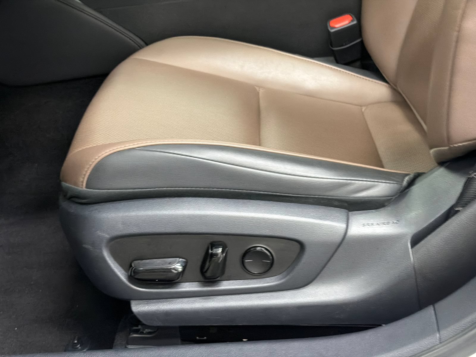Used 2023 Lexus ES 250 w/ Premium Package AWD/4WD image 14