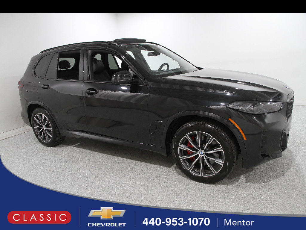 Used 2025 BMW X5 xDrive40i w/ M Sport Package AWD/4WD image 1