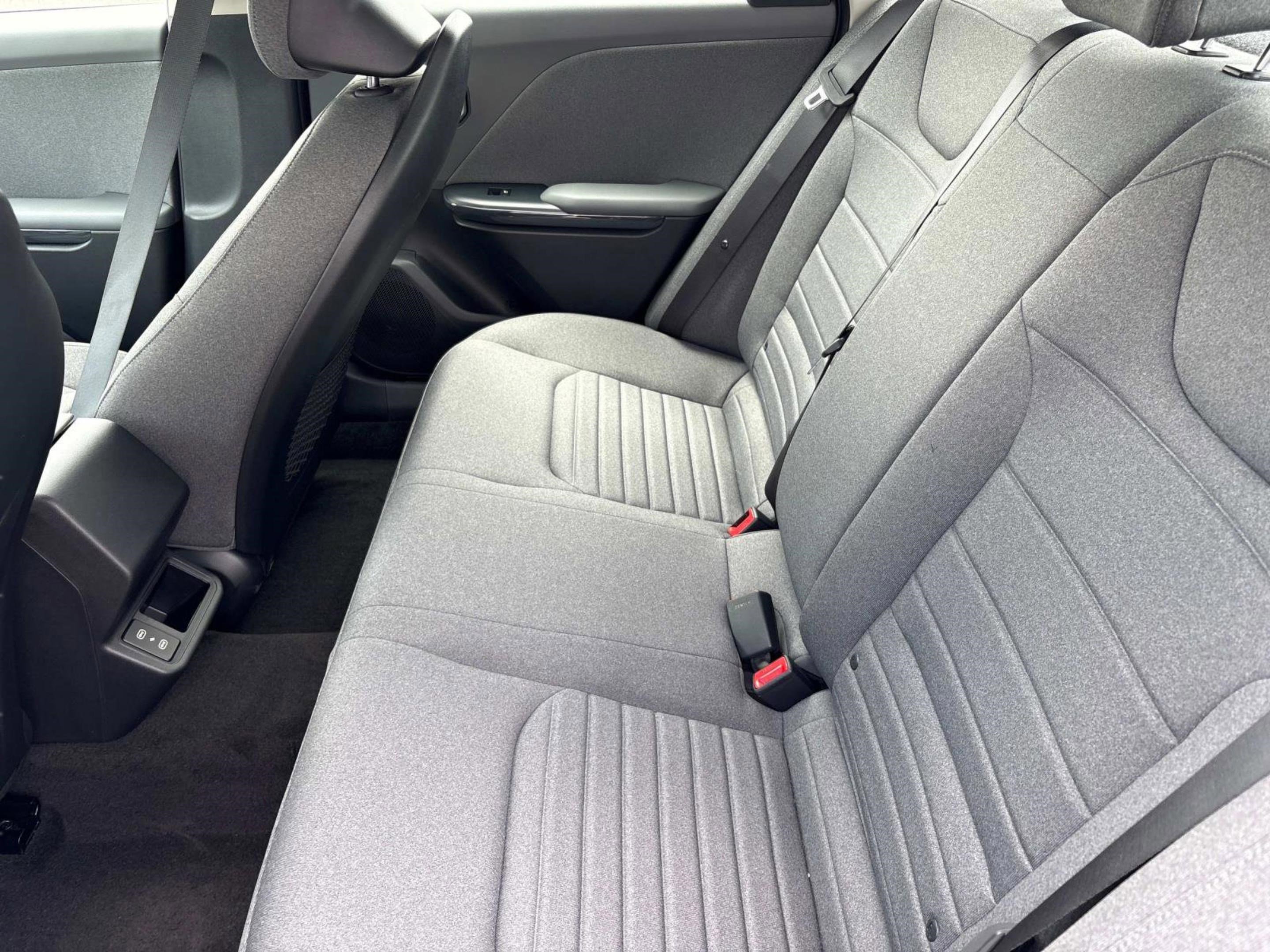 New 2025 Kia K4 EX image 16