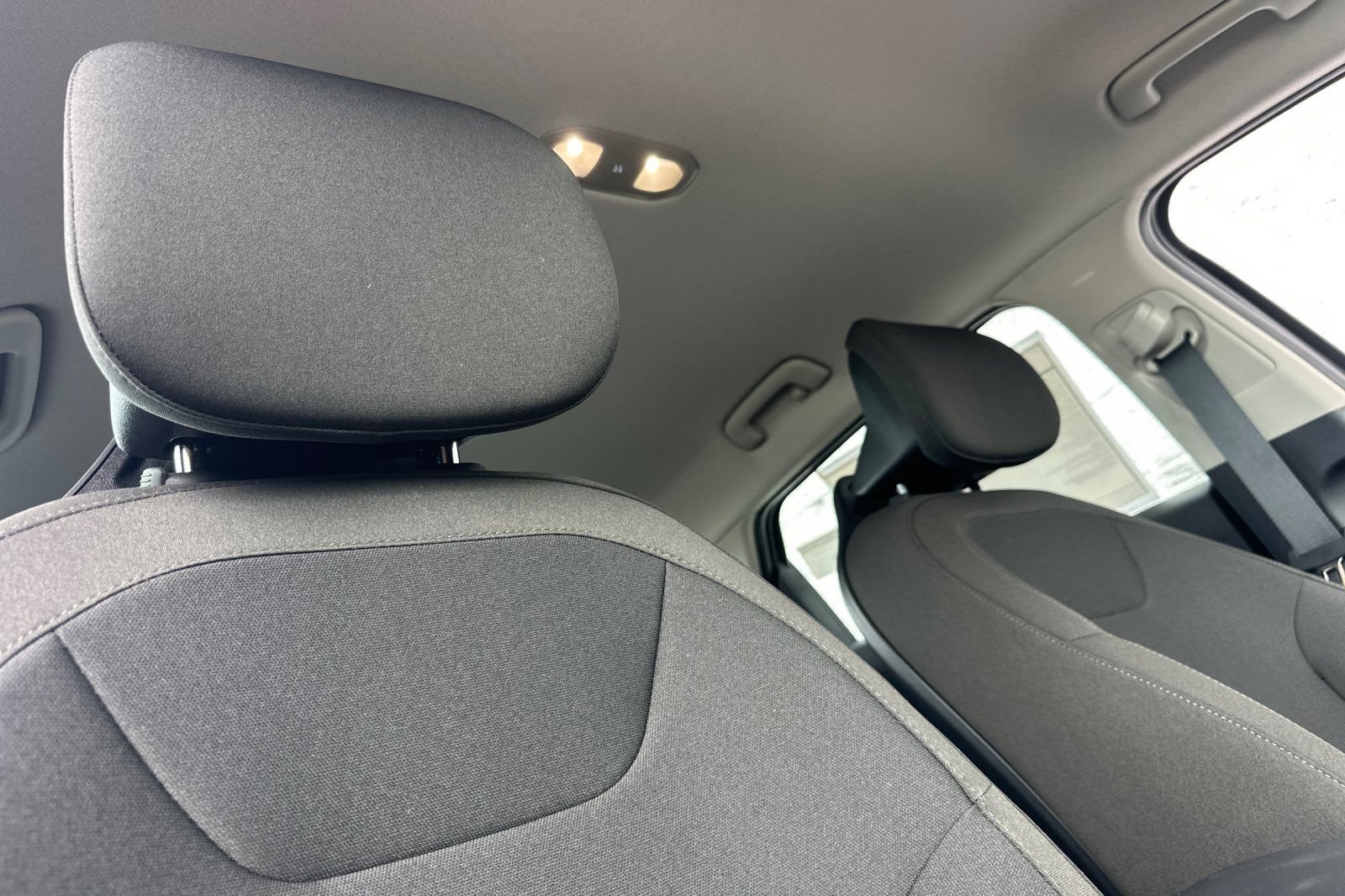 New 2026 Kia K4 FWD image 16