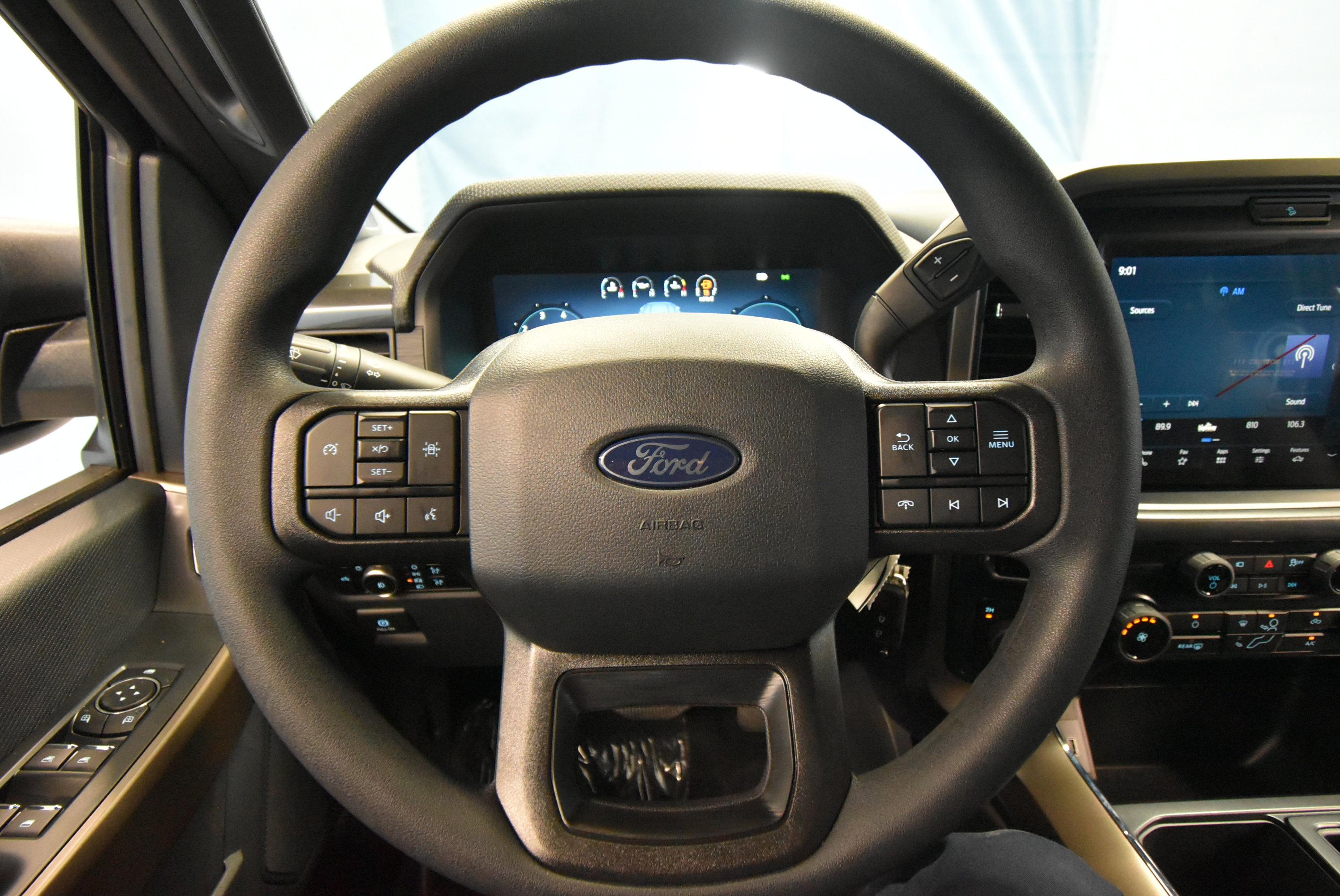 New 2025 Ford F150 STX w/ Equipment Group 201A FX4 image 8