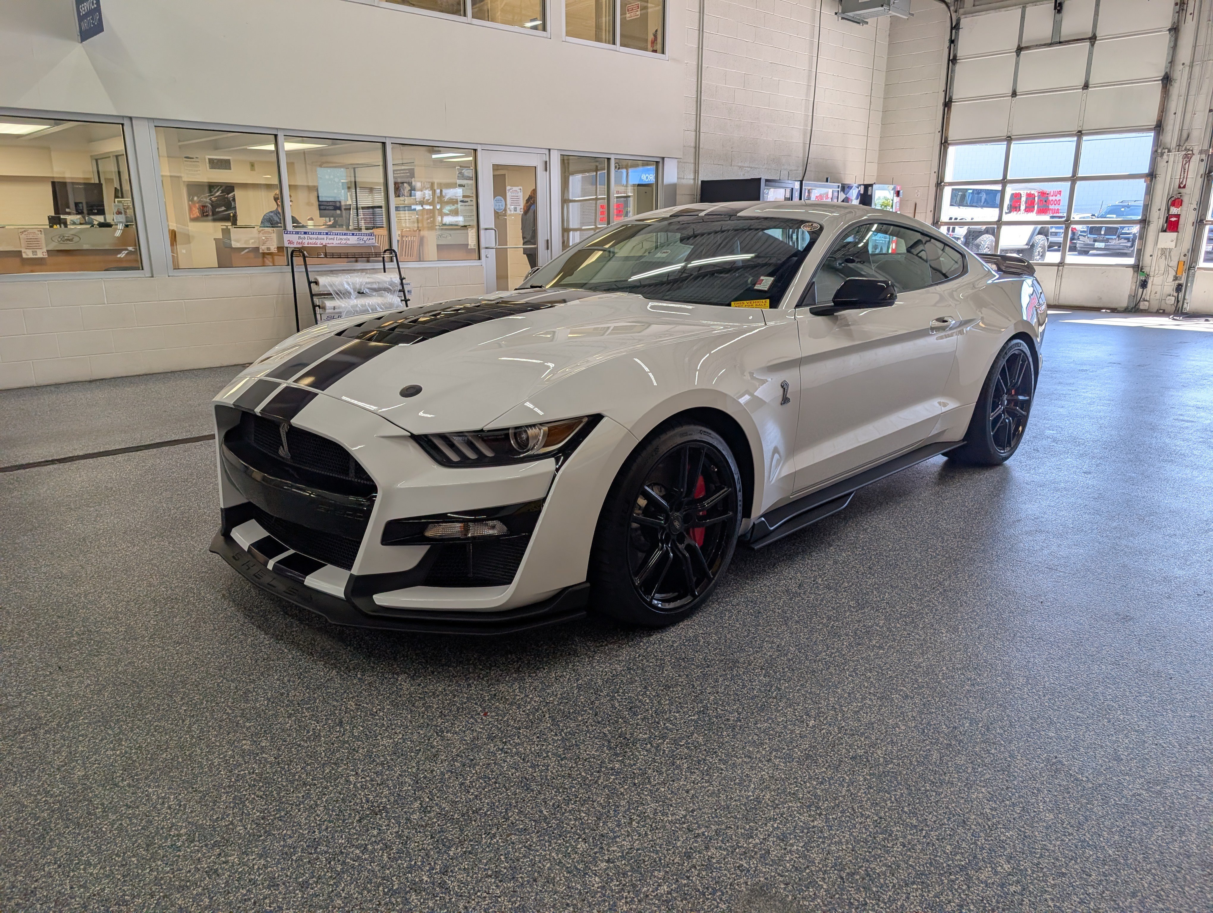 Certified 2020 Ford Mustang Shelby GT500 w/ Technology Package RWD image 2
