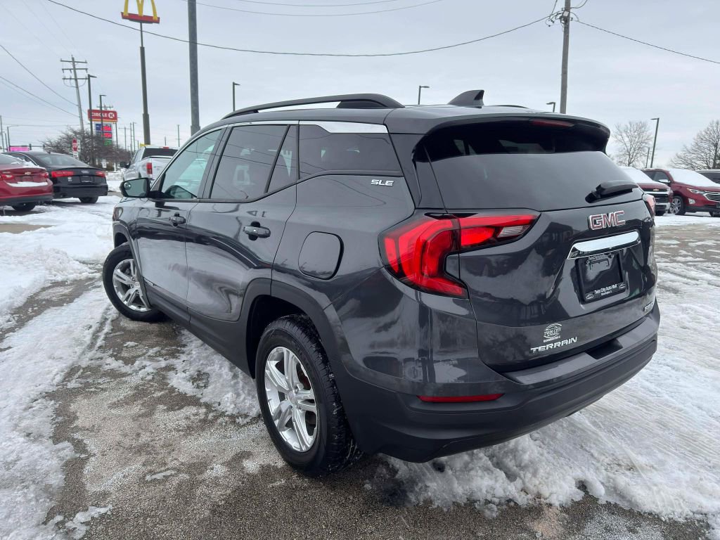 Used 2018 GMC Terrain SLE w/ Driver Convenience Package image 5